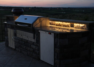Memphis grill with outdoor kitchen